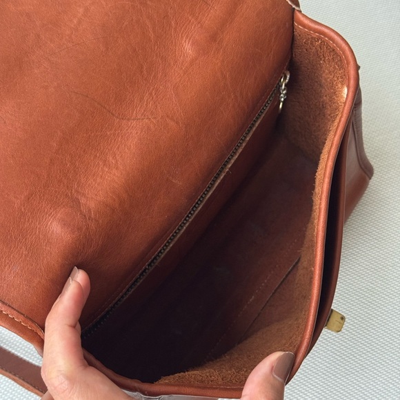 Vintage Coach Court Bag in British Tan 9870 - Picture 7 of 8